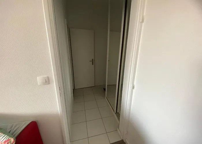 Апартаменты Soleil Couchant Balcon Parking Gare Un-sejour-a-part *