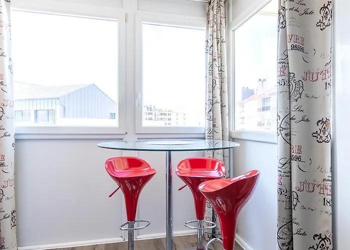 Апартаменты Soleil Couchant Balcon Parking Gare Un-sejour-a-part *